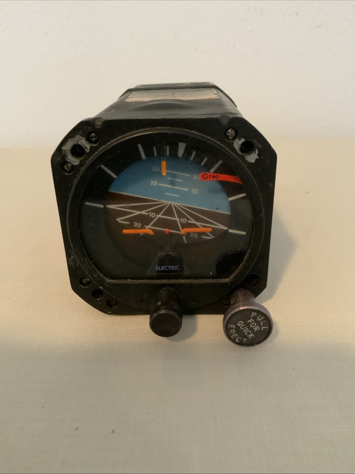 AIM Aviation Instrument MFG () Horizon