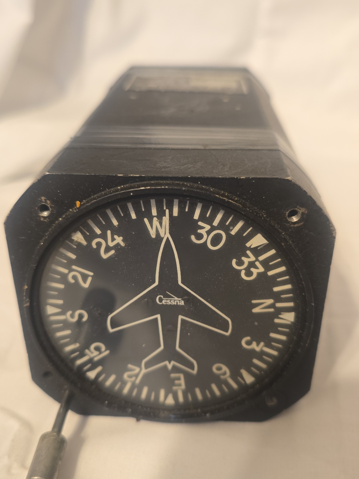 Aviation Instruments Cessna Directional Gyro PN C661002-0504