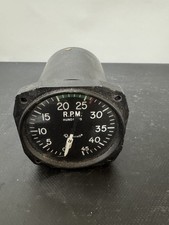 Beechcraft Tachometer Indiactor PN: 96-380014-1 -