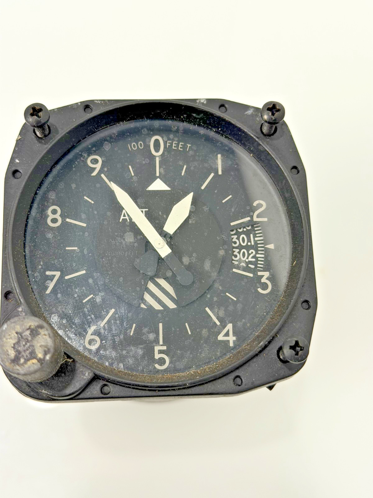 Cessna United Instruments Altimeter C661071-0101 5934P-1