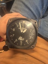 Cessna Very Nice United Instruments Altimeter