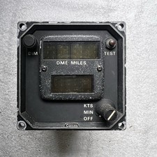 Collins 339F-12 DME Indicator 622-1234-016