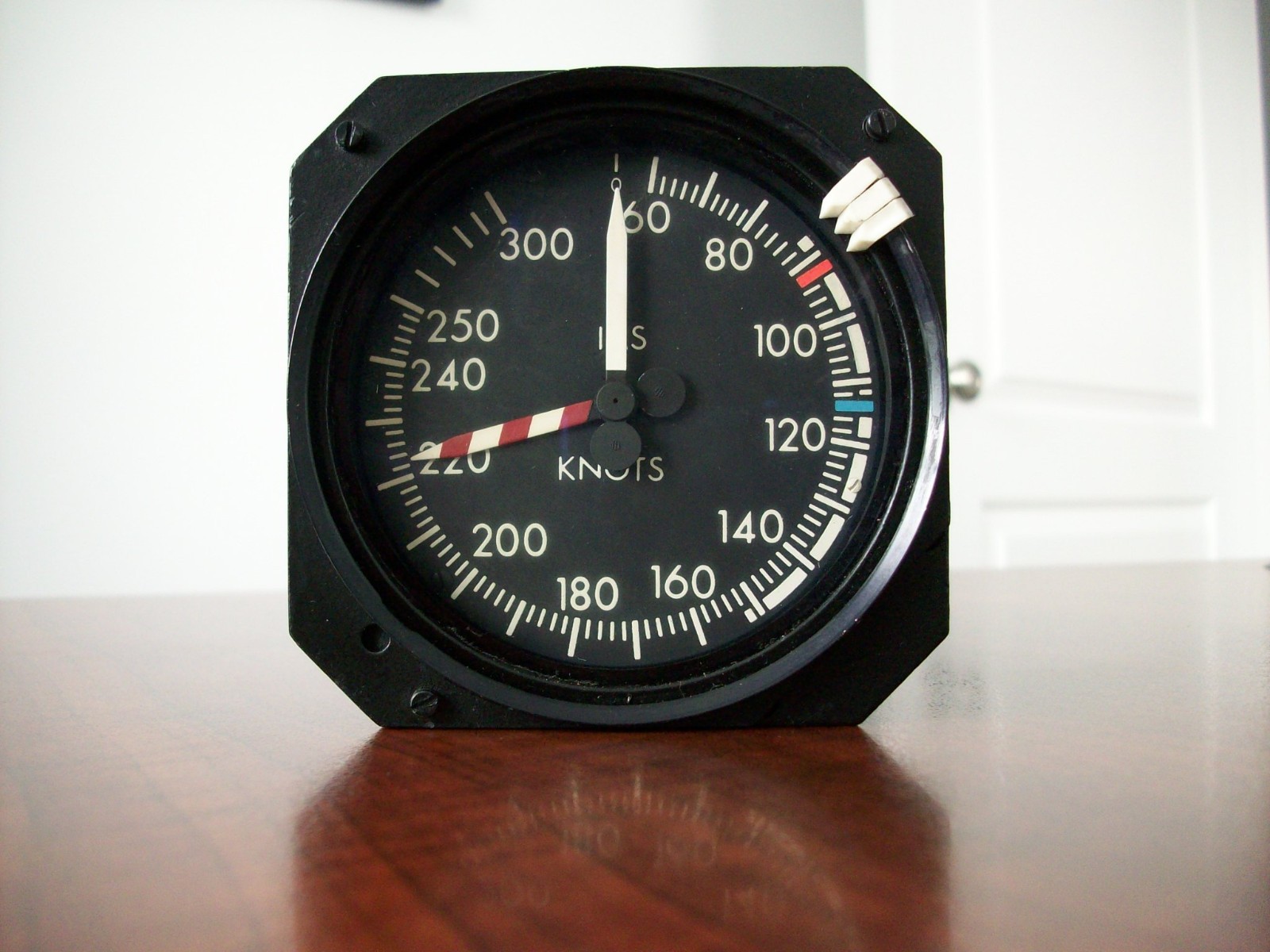 Kollsman Aircraft Airspeed Indicator P/N A3615710160,