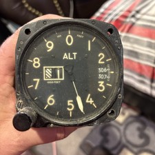 KOLLSMAN COUNTER POINTER PRESSURE ALTIMETER