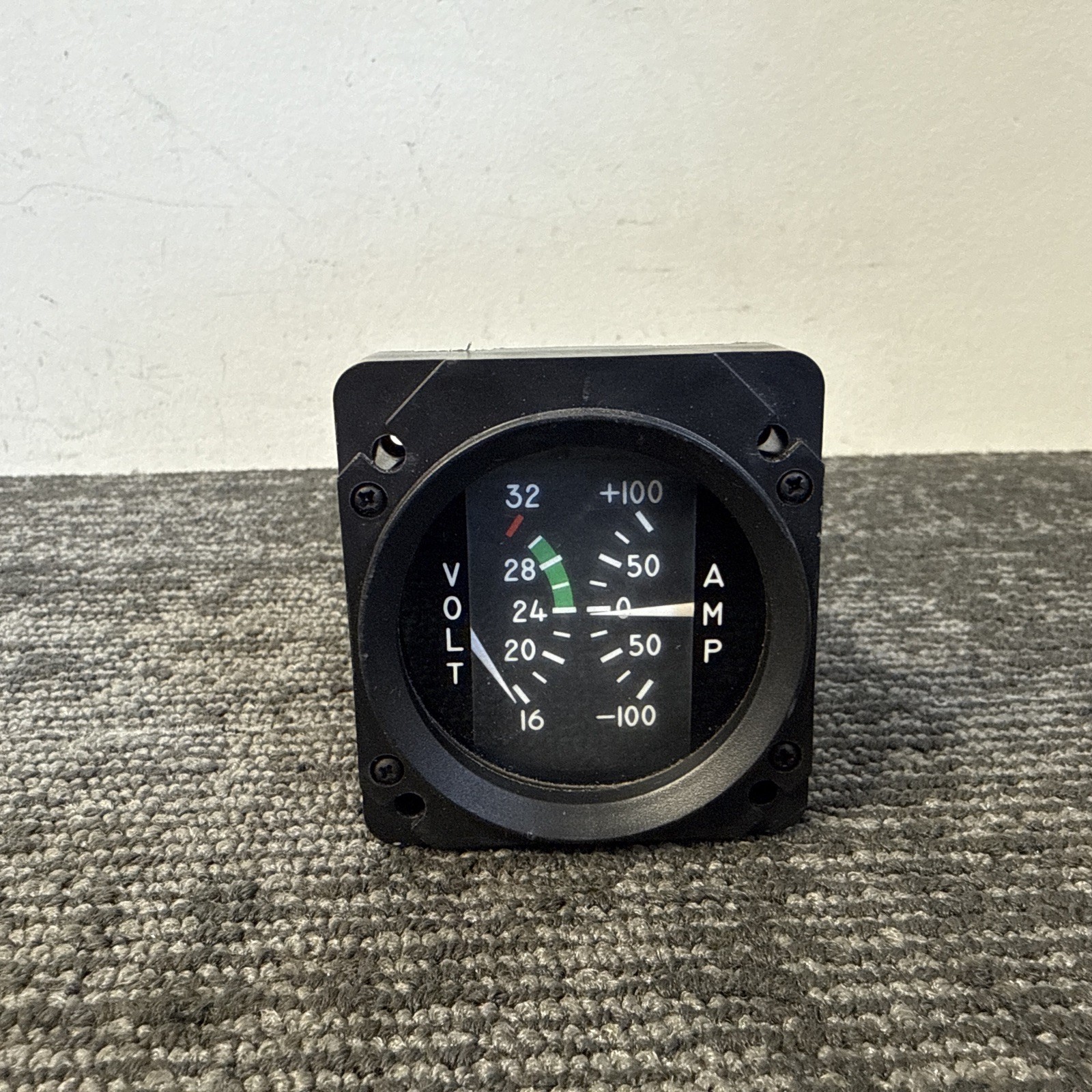 Rochester Gauges, Inc. Cirrus Volt and Amp Indicator