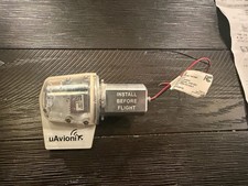 UAV-1002183-001 uAvionix Tail Beacon Nav