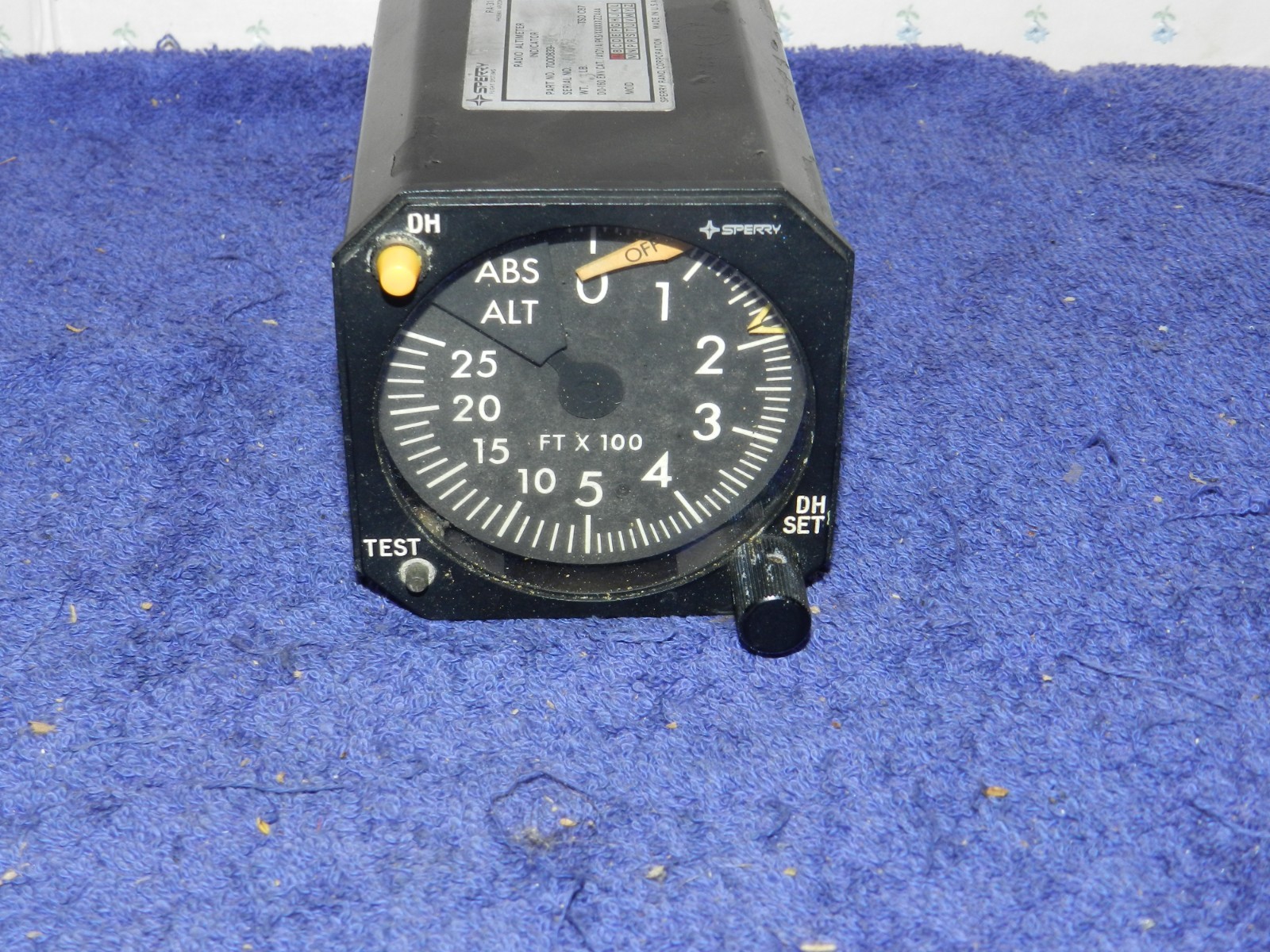 Unbranded Sperry Radio Altimeter Indicator 7000839-901