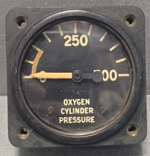 WWII US Aircraft Oxygen Cylinder
