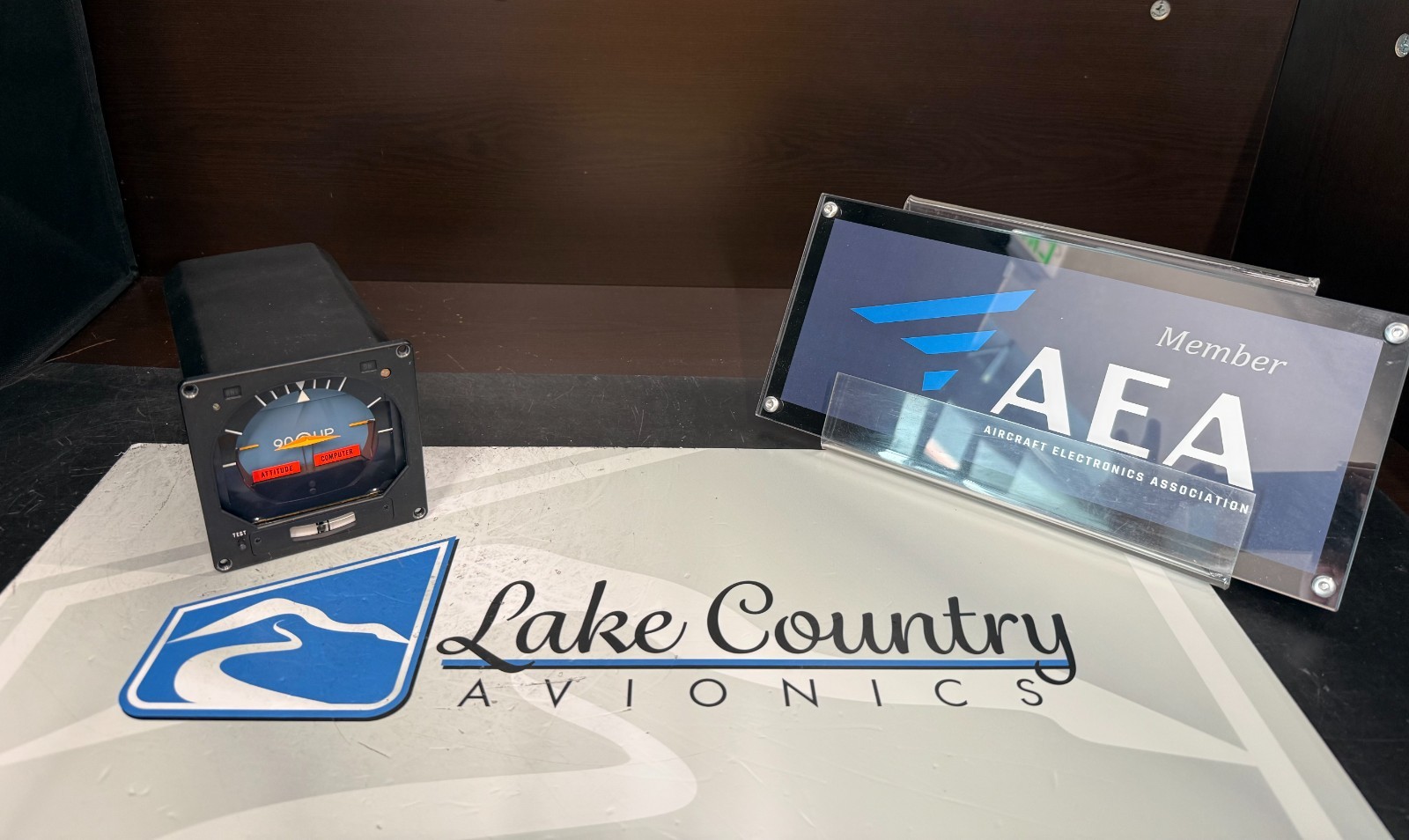 2026 Attitude Indicator KCI310 066-3020-11 w