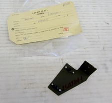 2513704-1 GREEN BRACKET, AVIATION PART