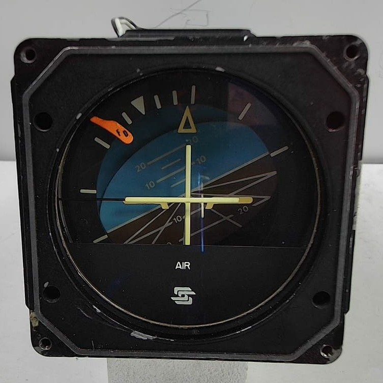 Aviation Instrument Mfg. Indicator - Altitude 300-23C 504-0001-928 (CORE)