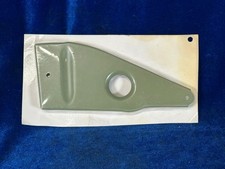 Beechcraft KING AIR BRACKET - HINGE