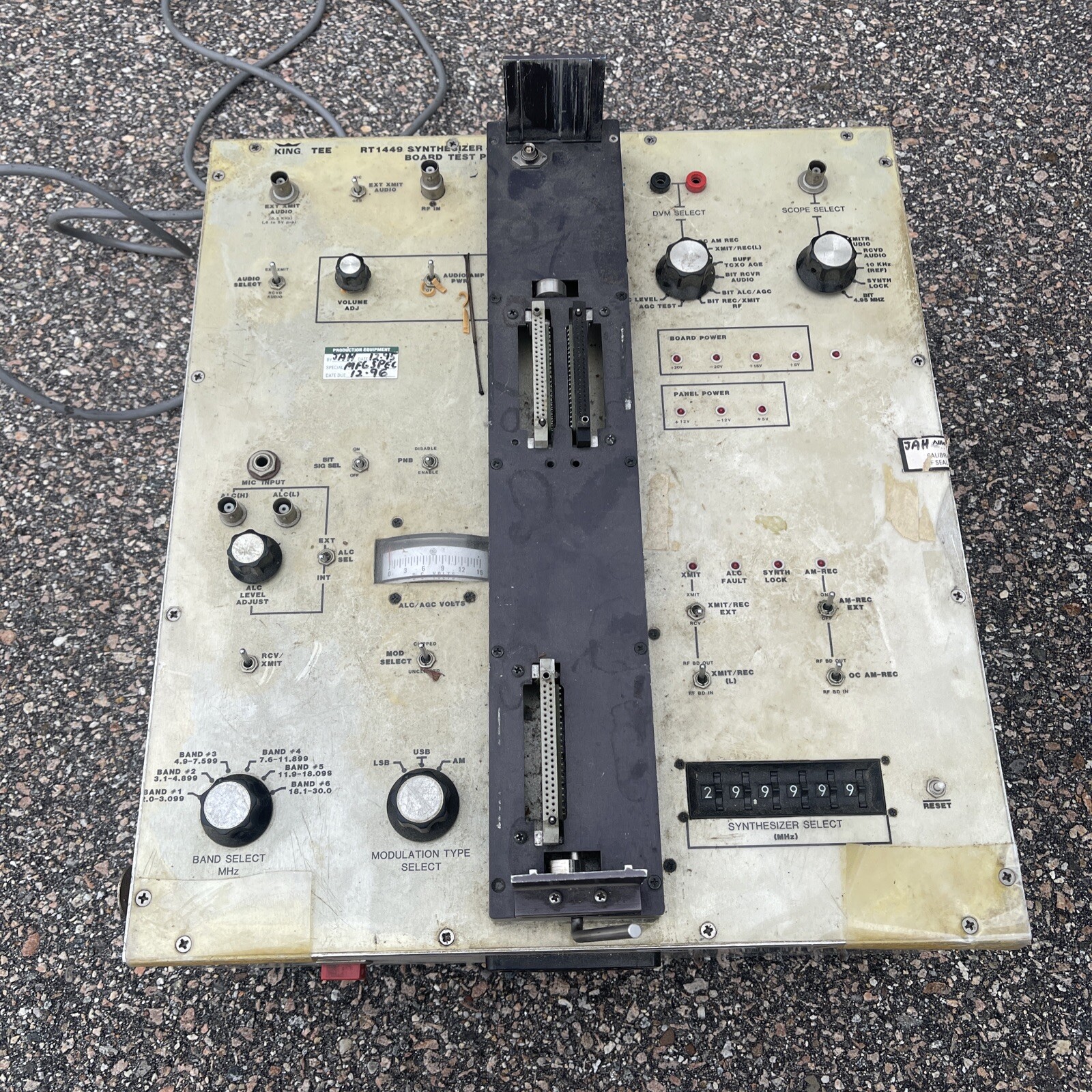 Bendix King RT1449 Synthesizer RF Board Test