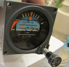 BF GOODRICH AEROSPACE ATTITUDE INDICATOR