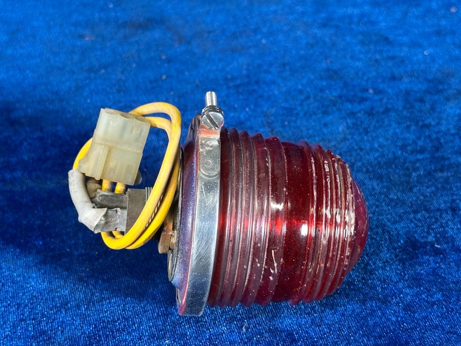 Cessna 150 J LIGHT ASSY -