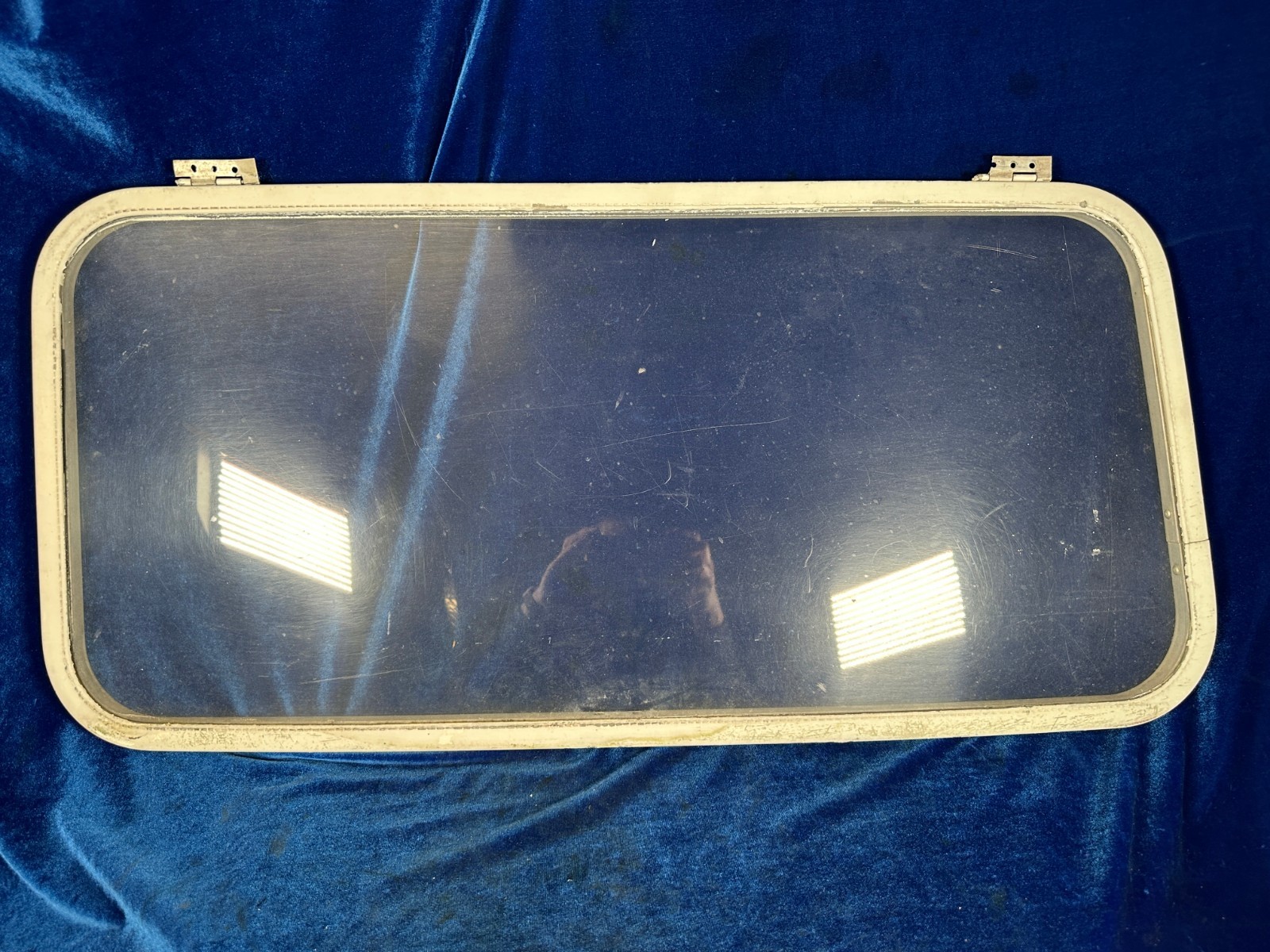 Cessna 150 J WINDOW ASSY RH