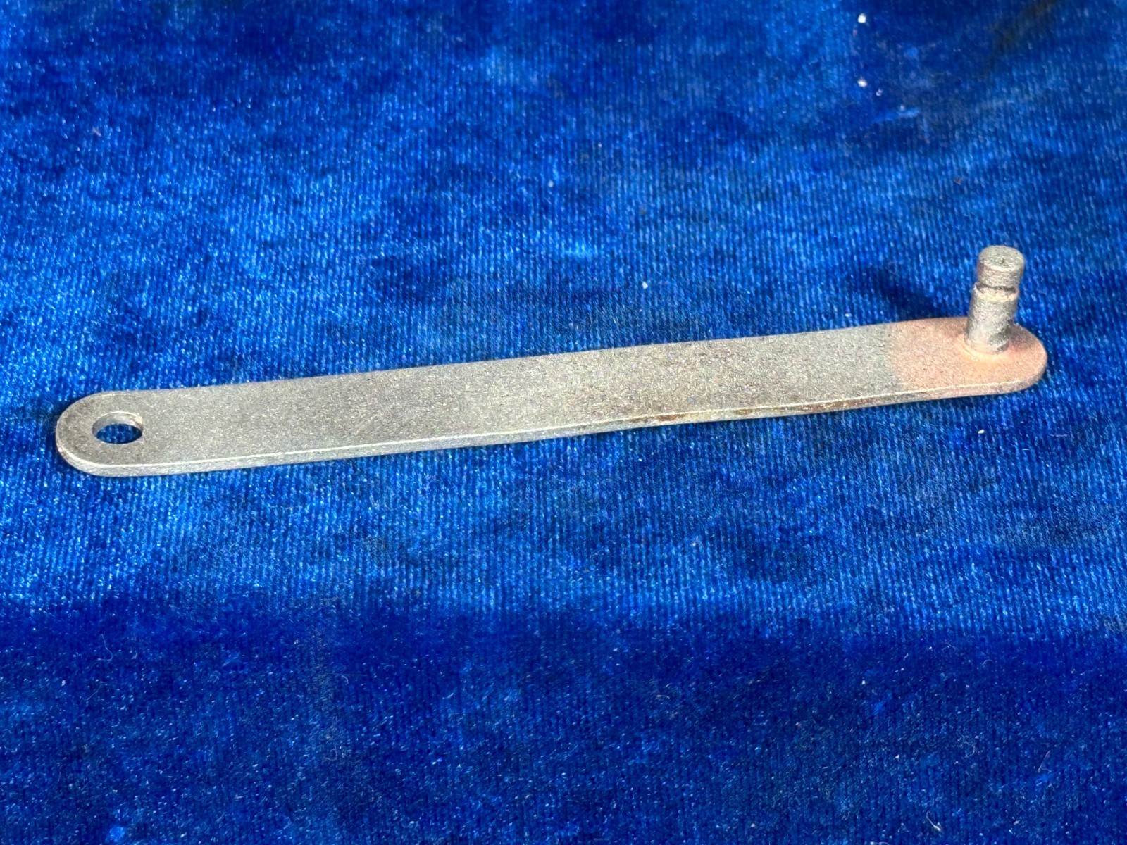 Cessna 172 F ARM ASSY -