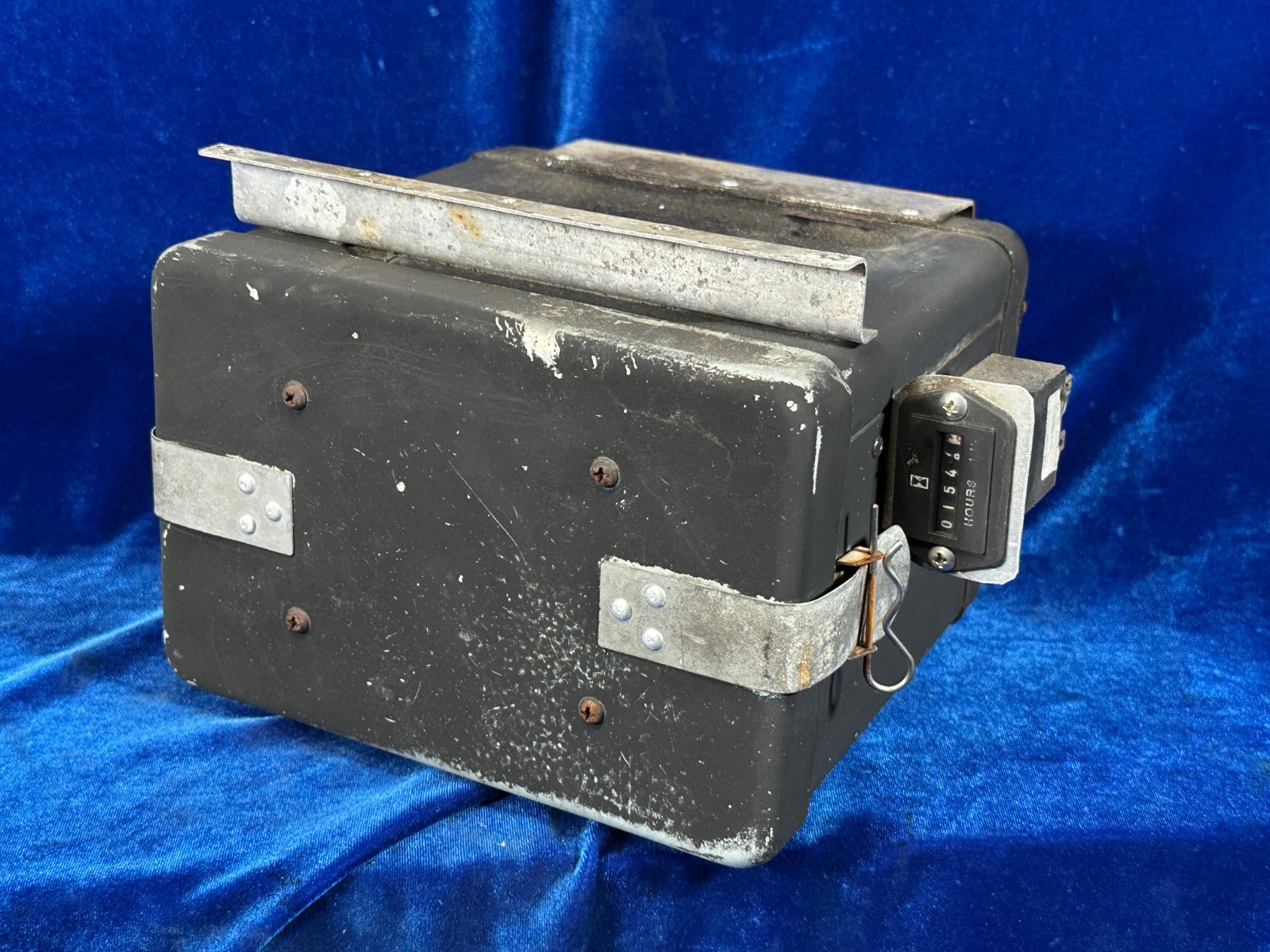Cessna 172 F BATTERY BOX +