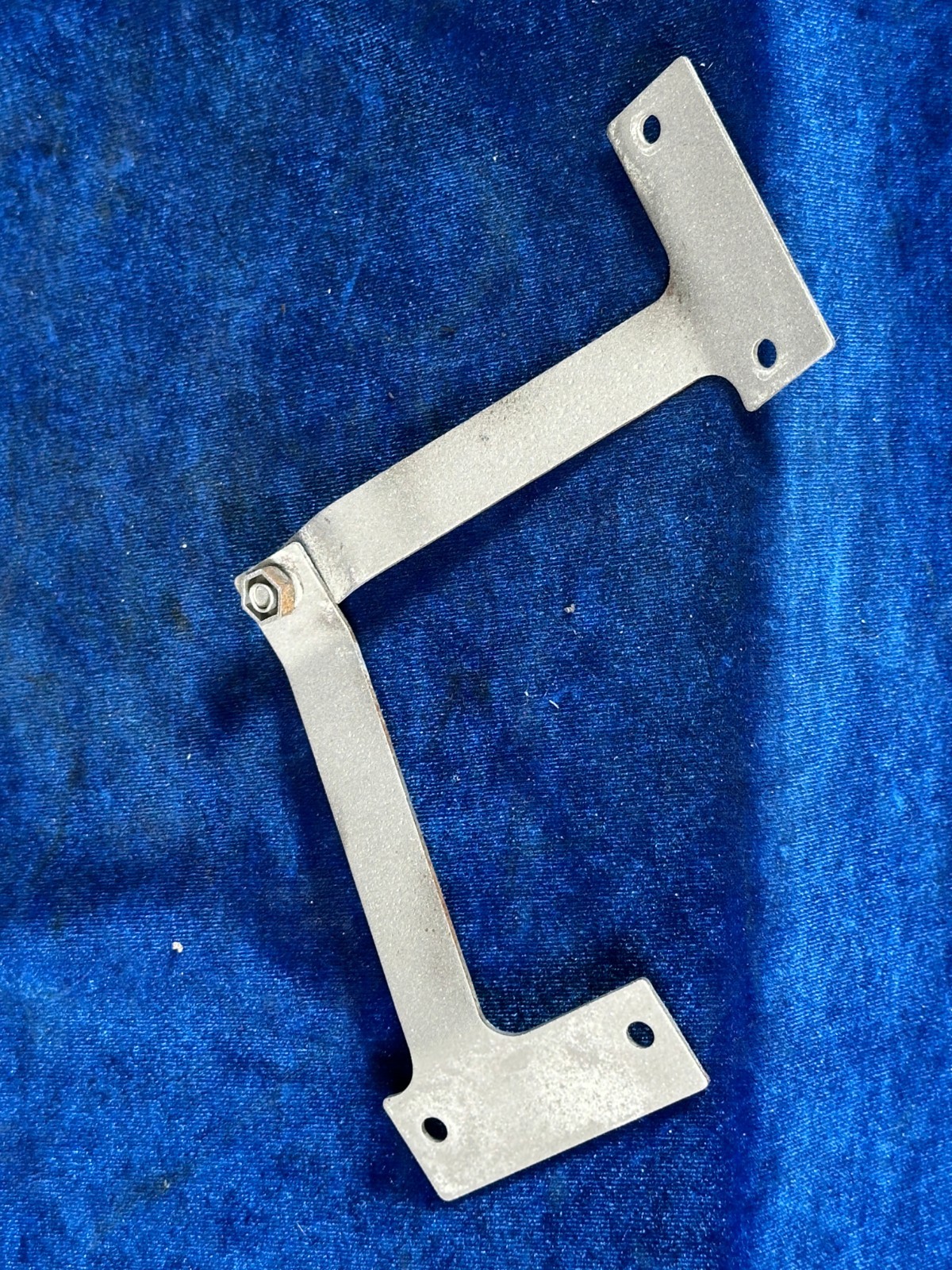 Cessna 172 F BRACKET - CONTROL