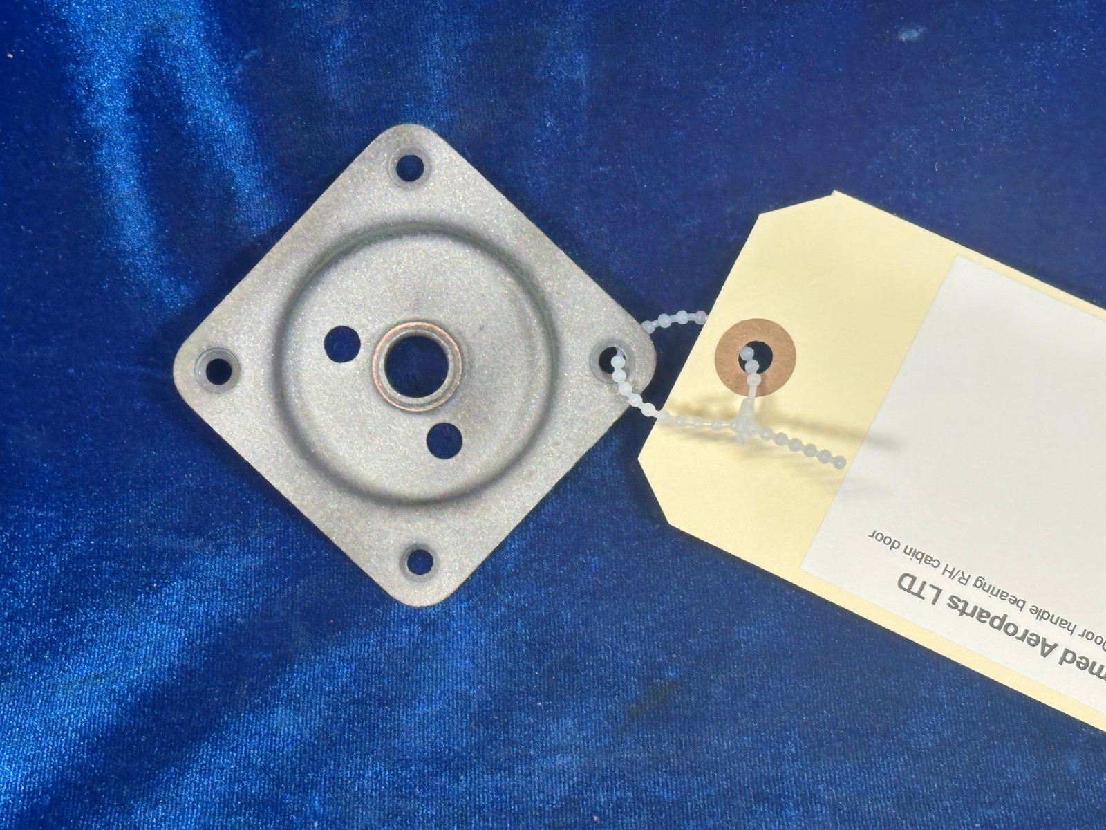Cessna 172 F PLATE ASSY -
