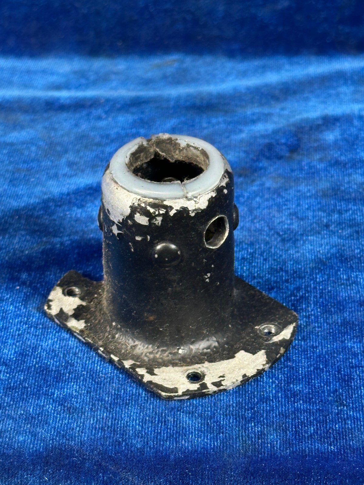 Cessna 172 F SUPPORT ASSY -