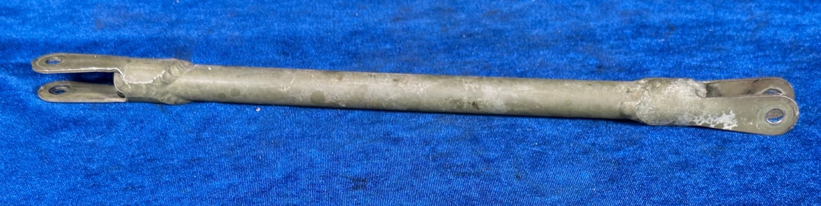 Cessna 172 F TUBE - BELLCRANK