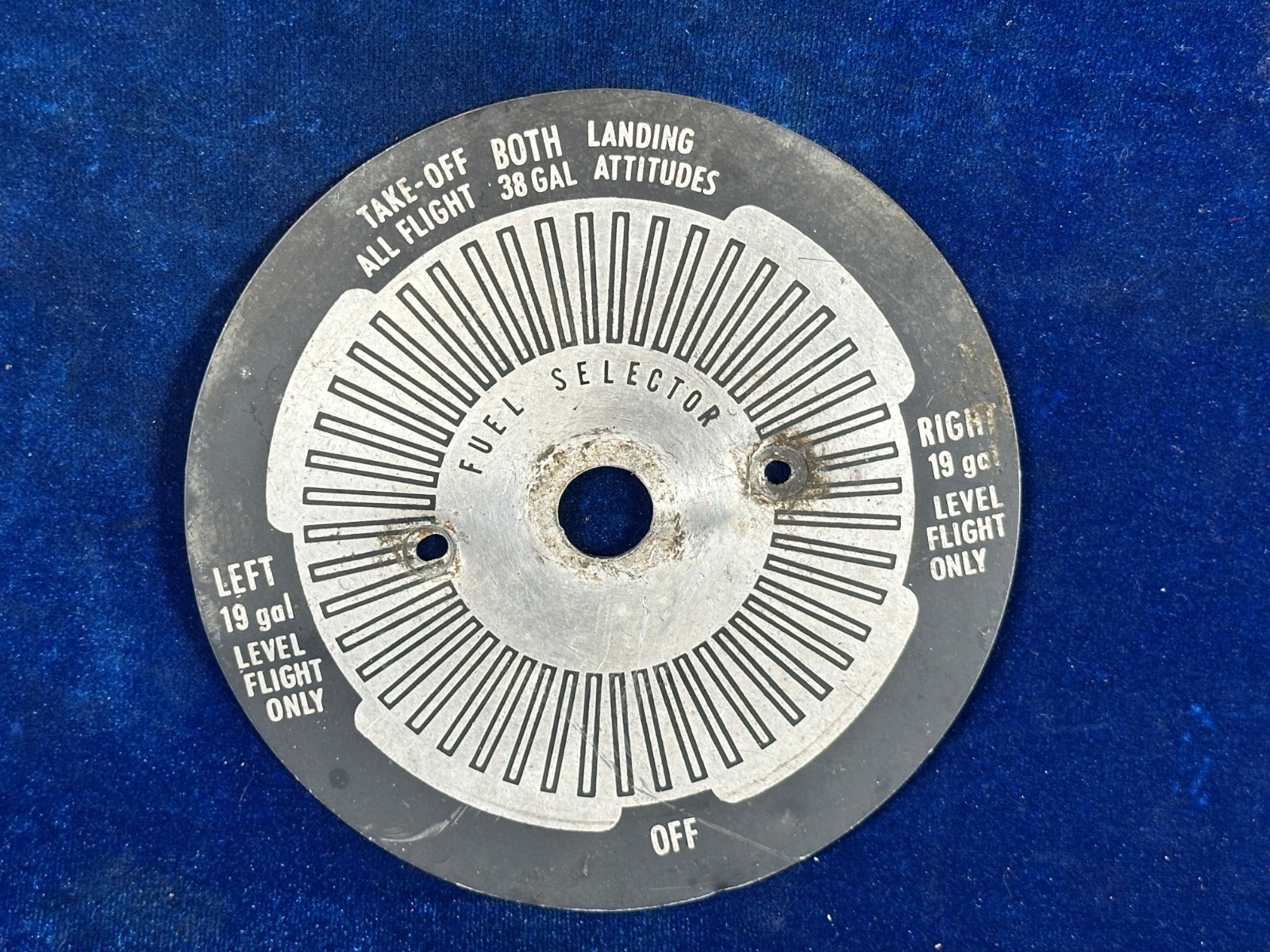 Cessna 172 M PLACARD - FUEL