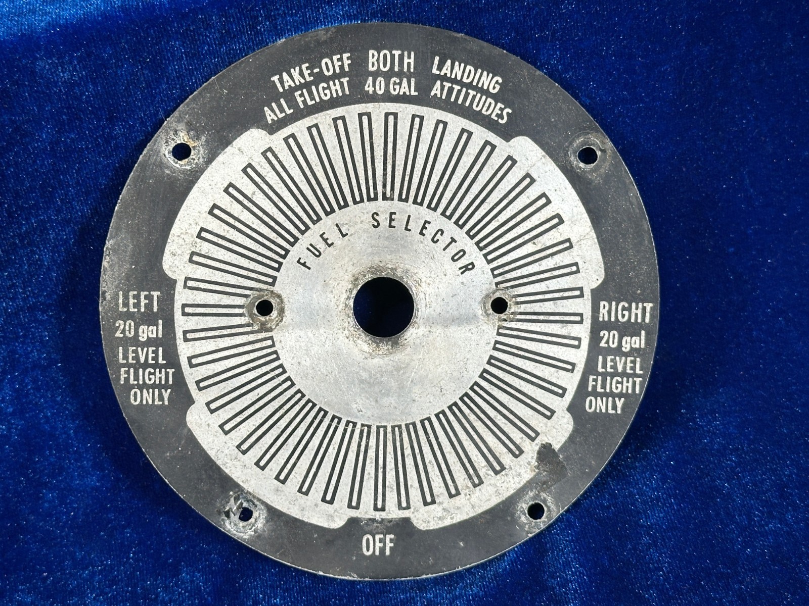 Cessna 172 N PLACARD FUEL SELECTOR