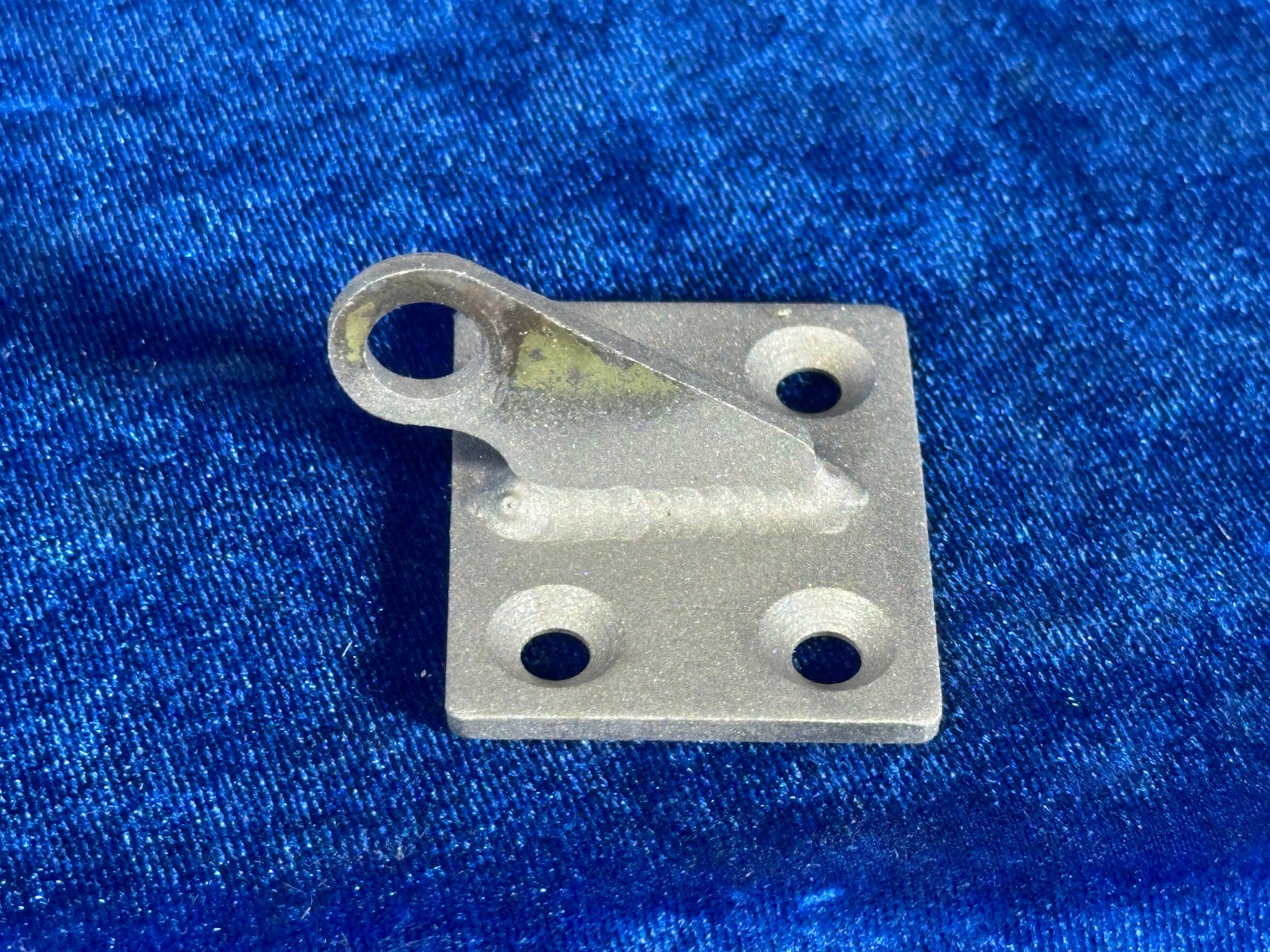 Cessna 172 P BRACKET ASSY LH