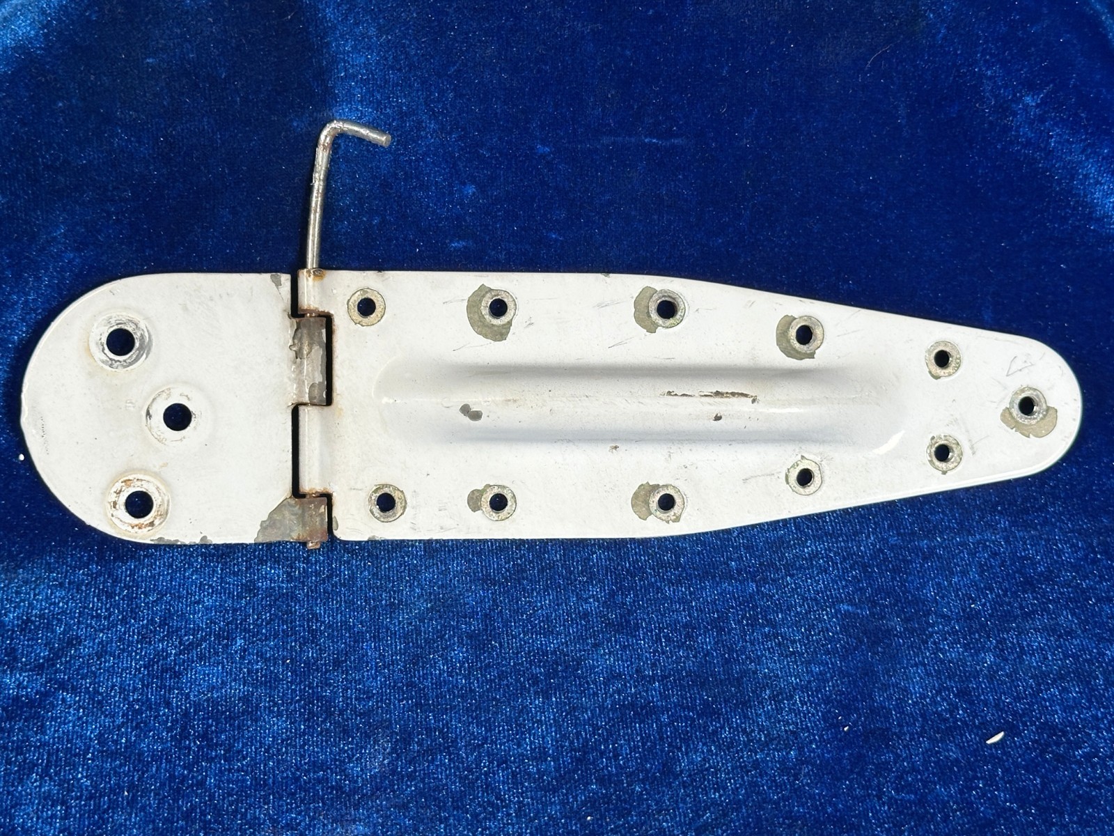 Cessna 172 P HINGE ASSY -