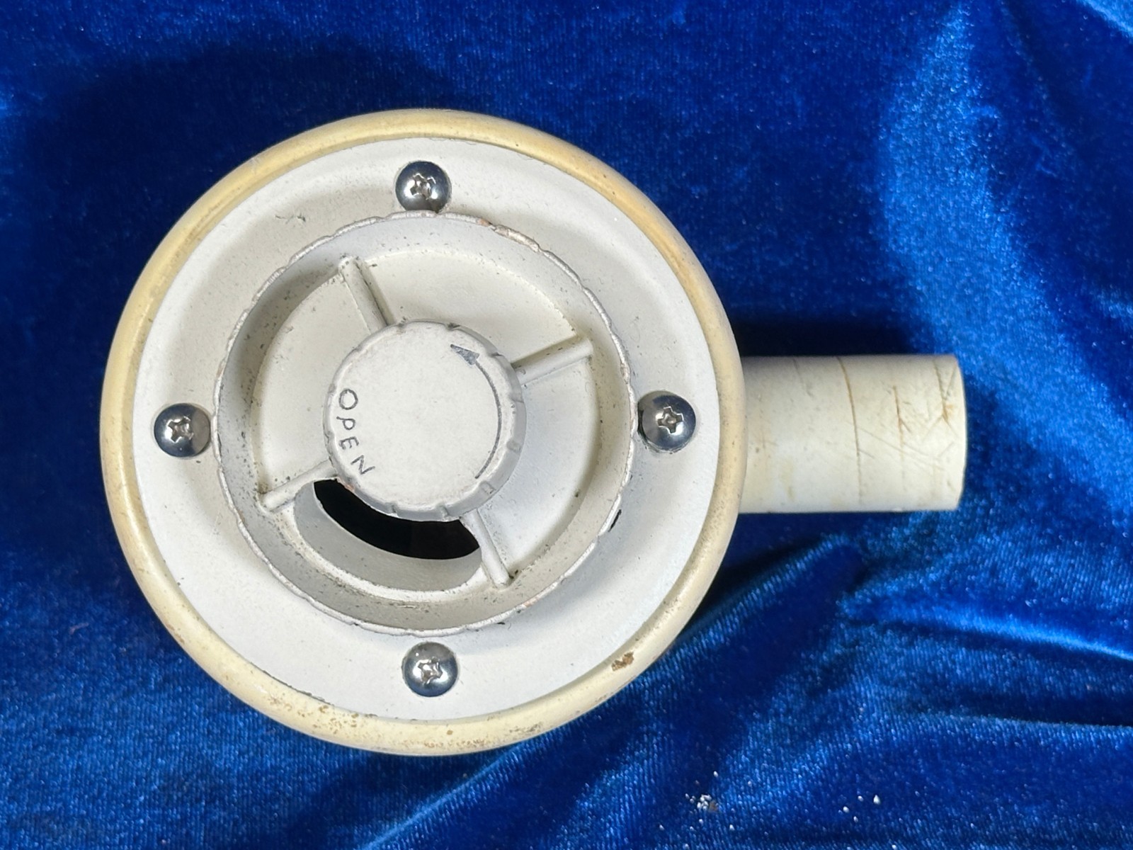 Cessna 172 P SILENCER ASSY -