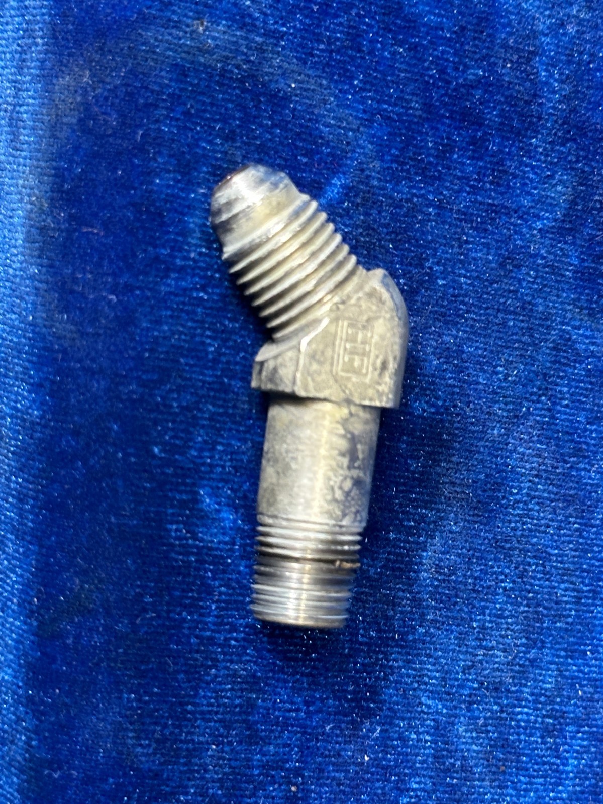 Lycoming FITTING ELBOW 0.25in FLARED TUBE