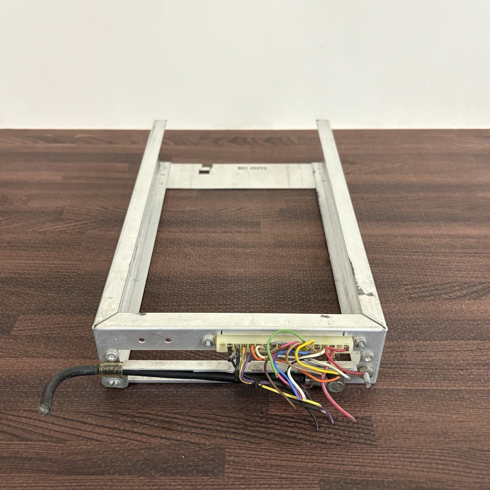 Narco AT-150 Transponder Mounting Tray And Connector