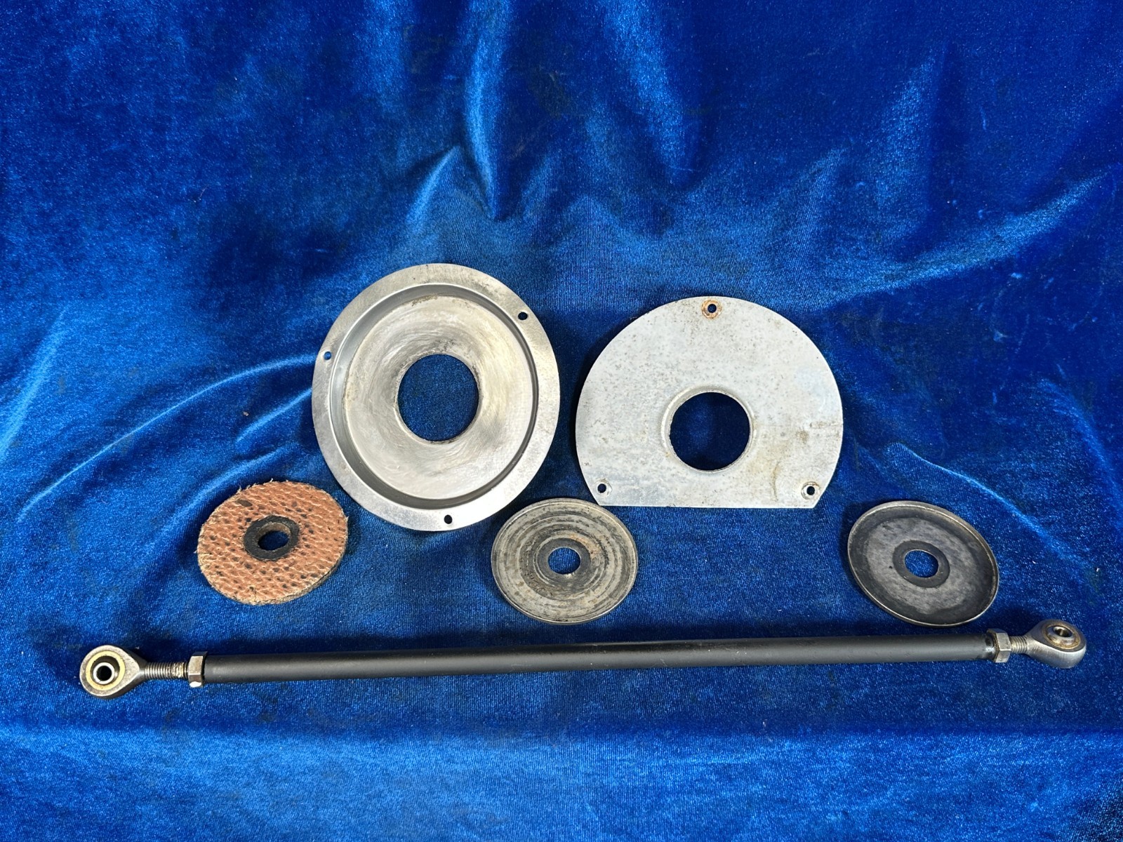Piper PA 28-140 ROD ASSY -
