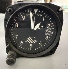 United Instruments Altimeter PN 5934