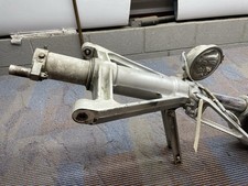 1979 Beechcraft Duke B60 Nose Gear assembly