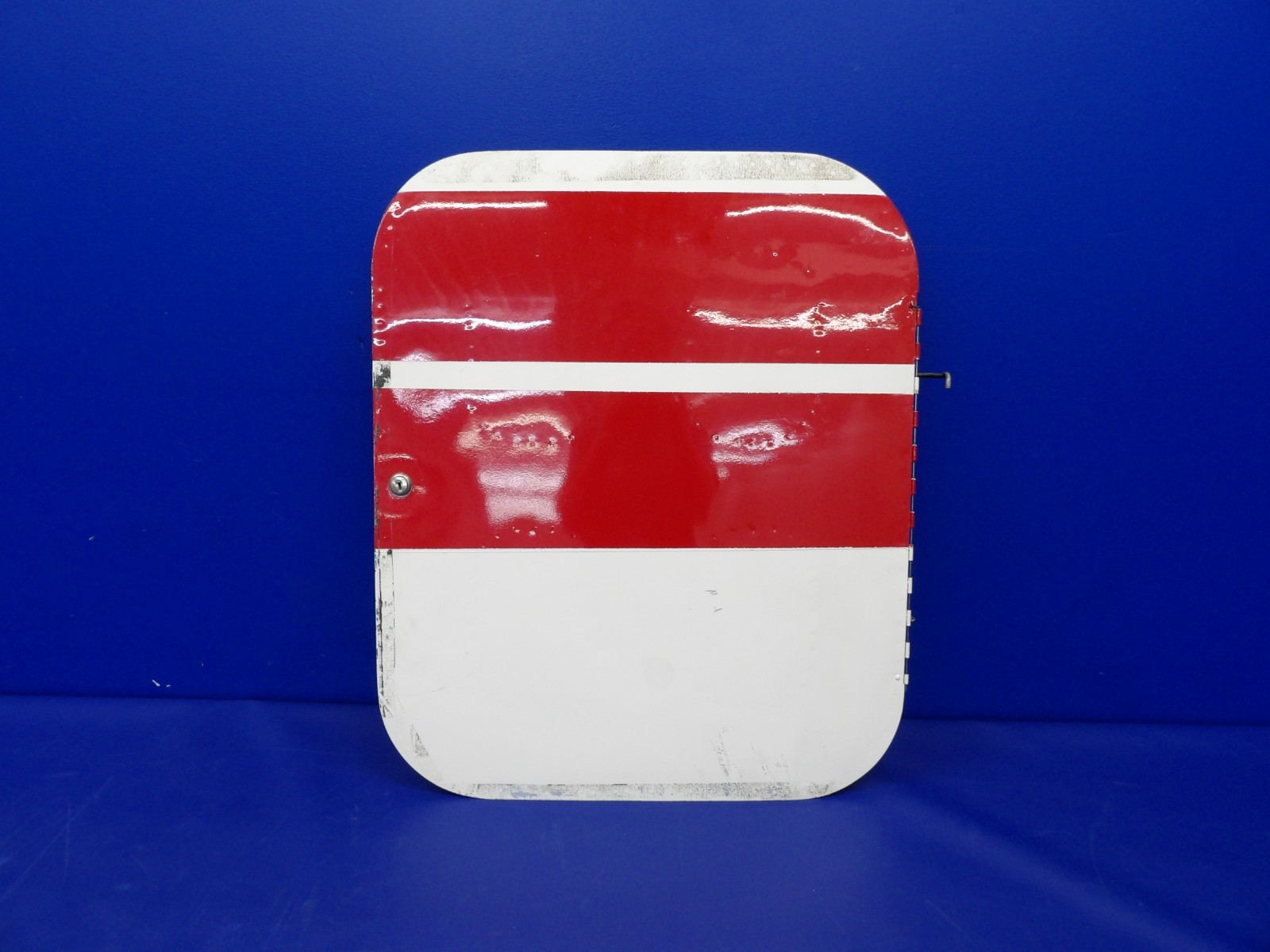 2095 Beech F35 Bonanza Baggage Door No