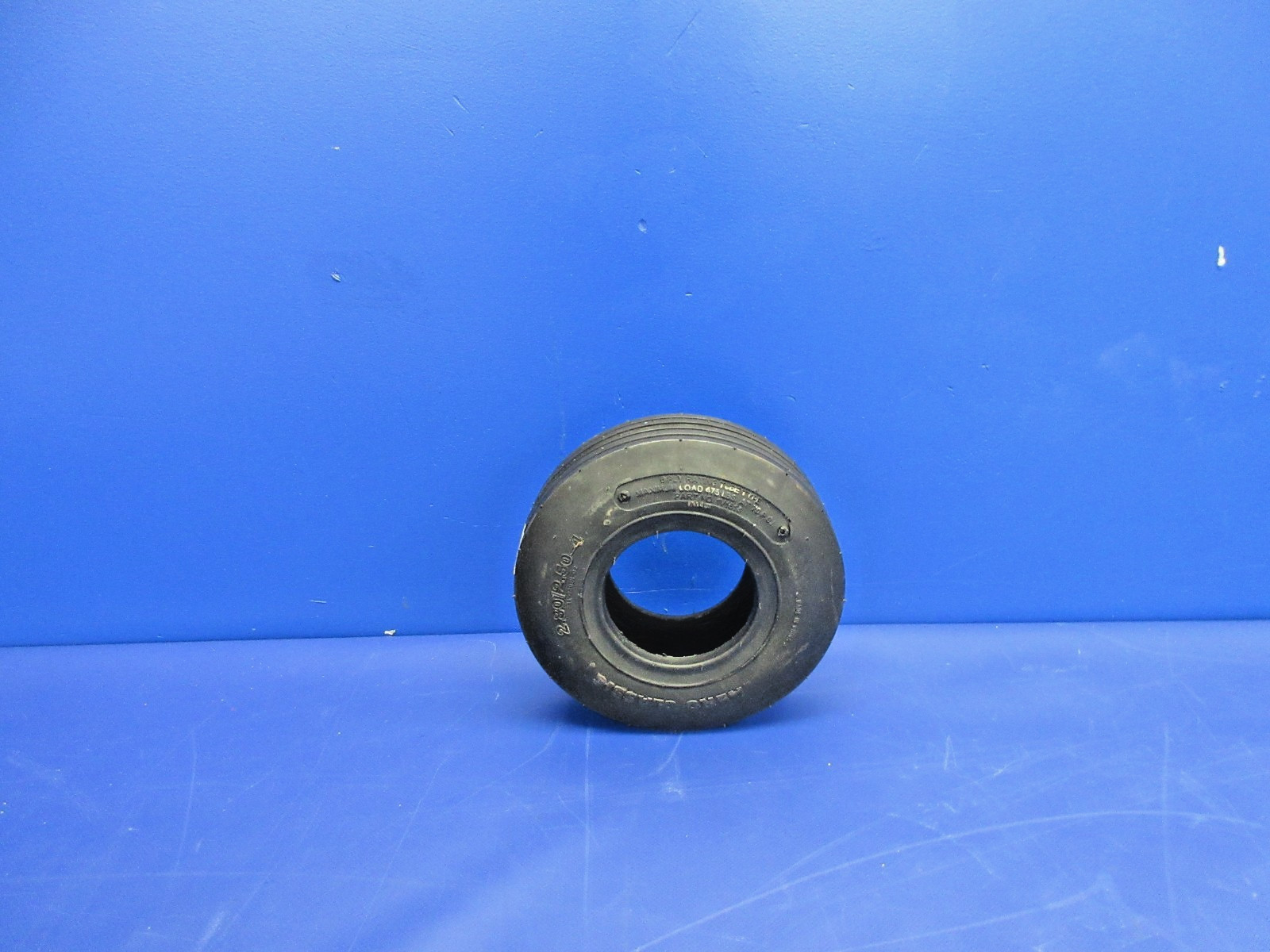 Aero Classic 2.80 / 2.50-4 Tail Wheel