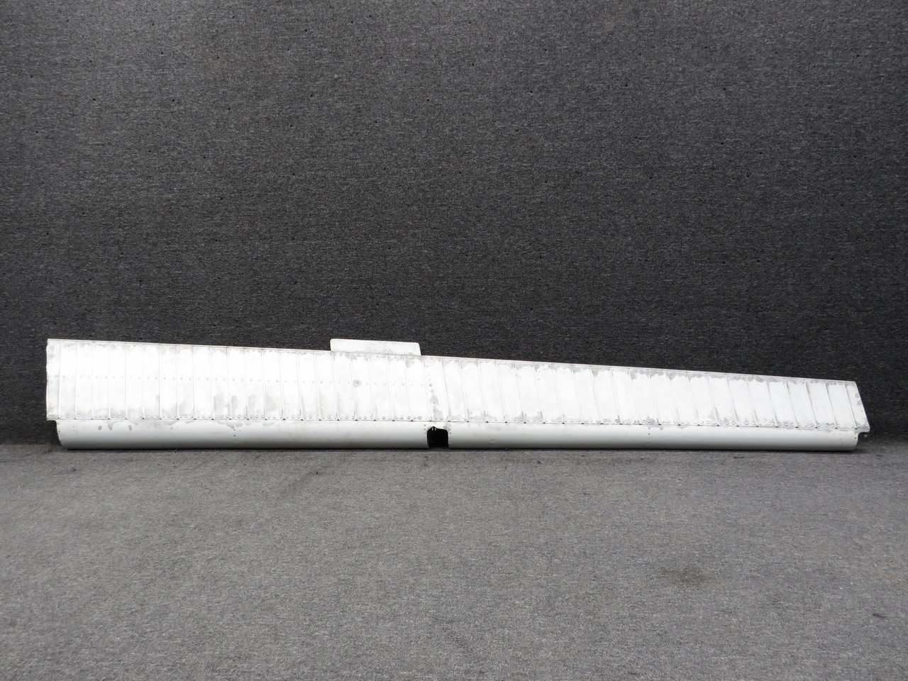 Aero Commander 5250000-220 AeroCommander 500B Aileron Assembly