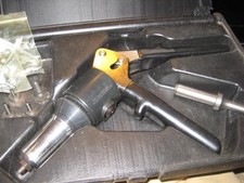 Aircraft/ Aerospace Blind Fastener Installation