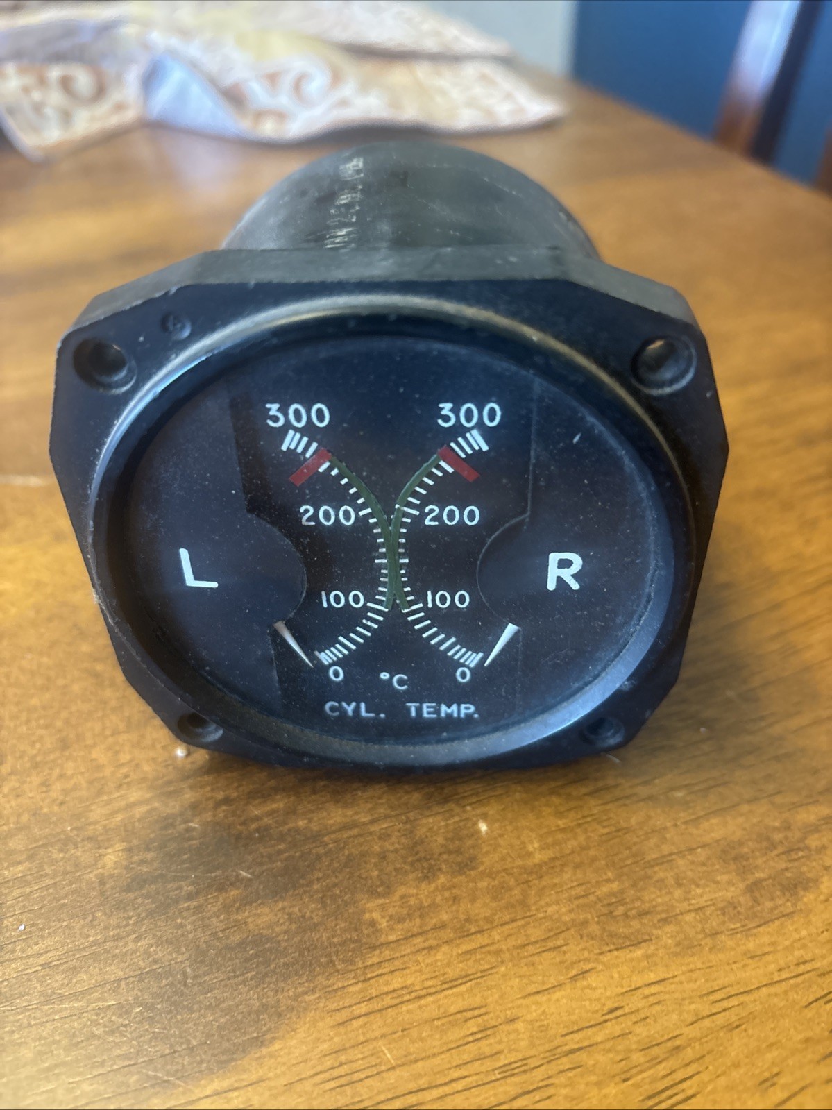aircraft dual cylinder head temperature