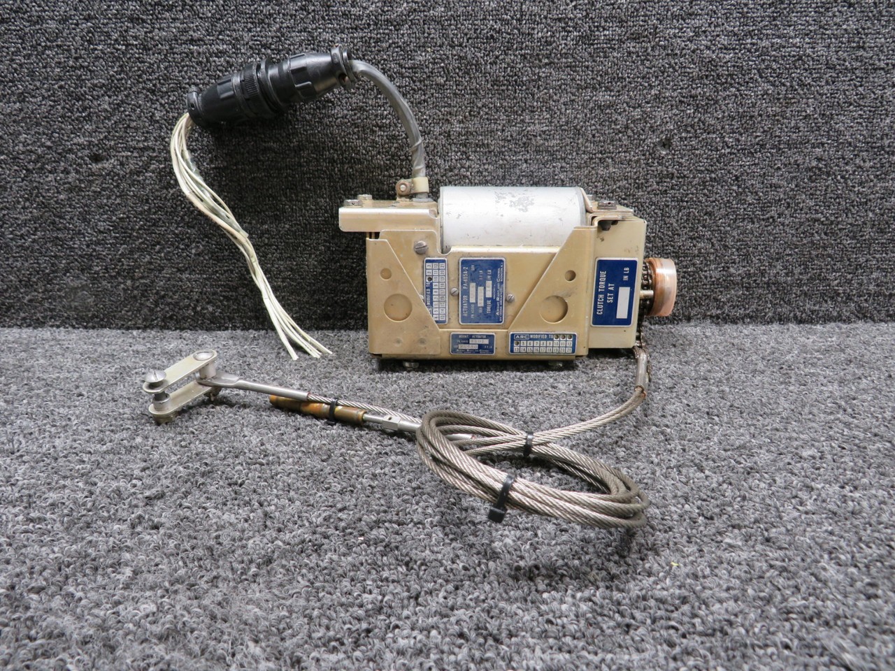Aircraft Radio and Control 43989-4916 Aircraft Radio Control PA-495A-2