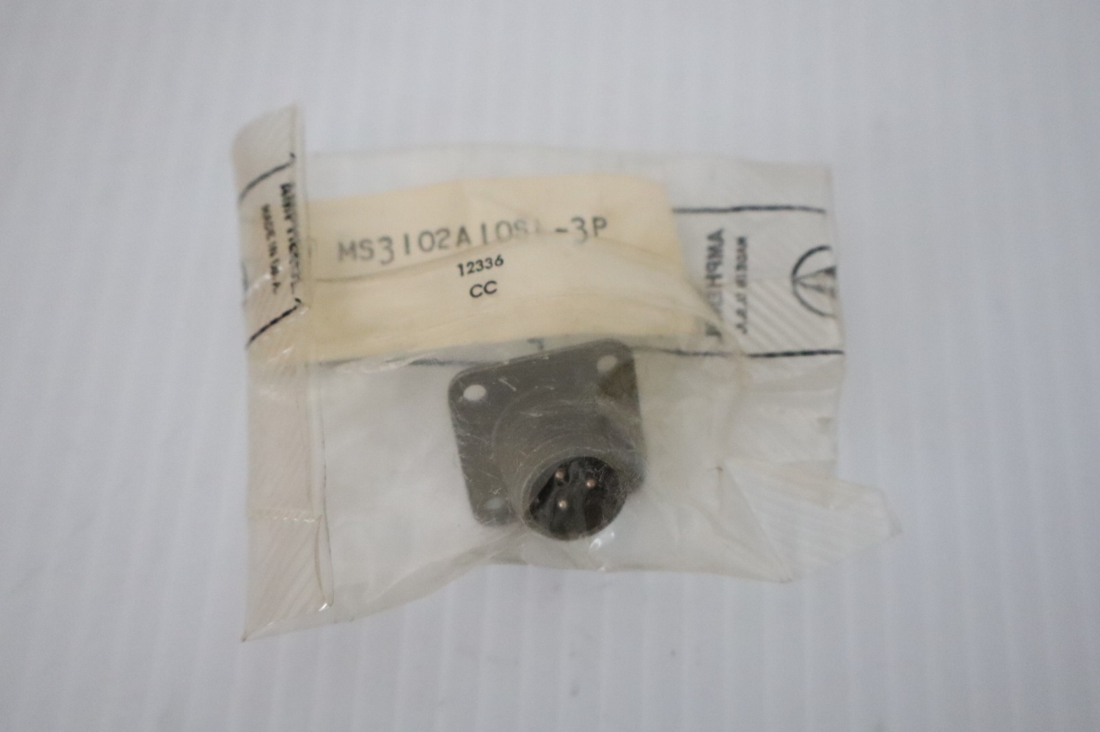 Amphenol Piper 757-203 Plug - MS3102A10SL-3P