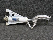 Beechcraft 105-820036-3 76 Nose Landing Gear