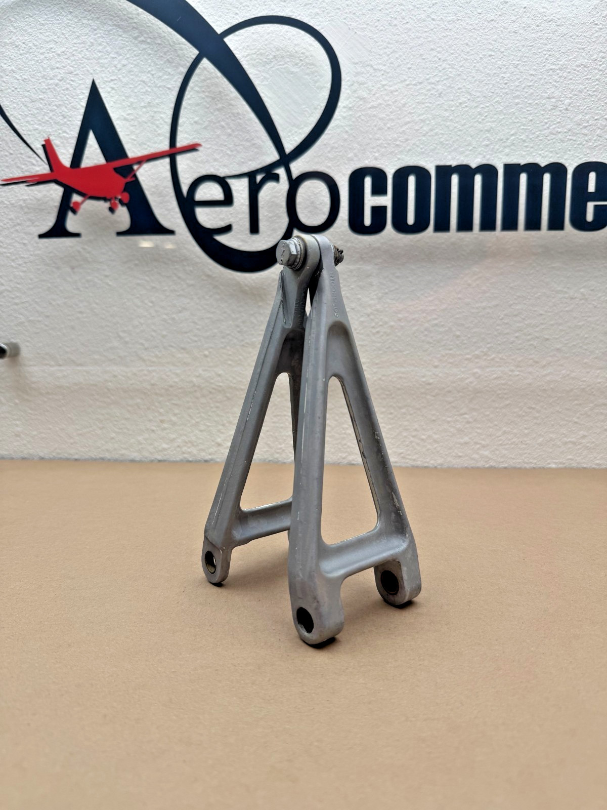 Beechcraft Nose Gear Torque Knee Assy