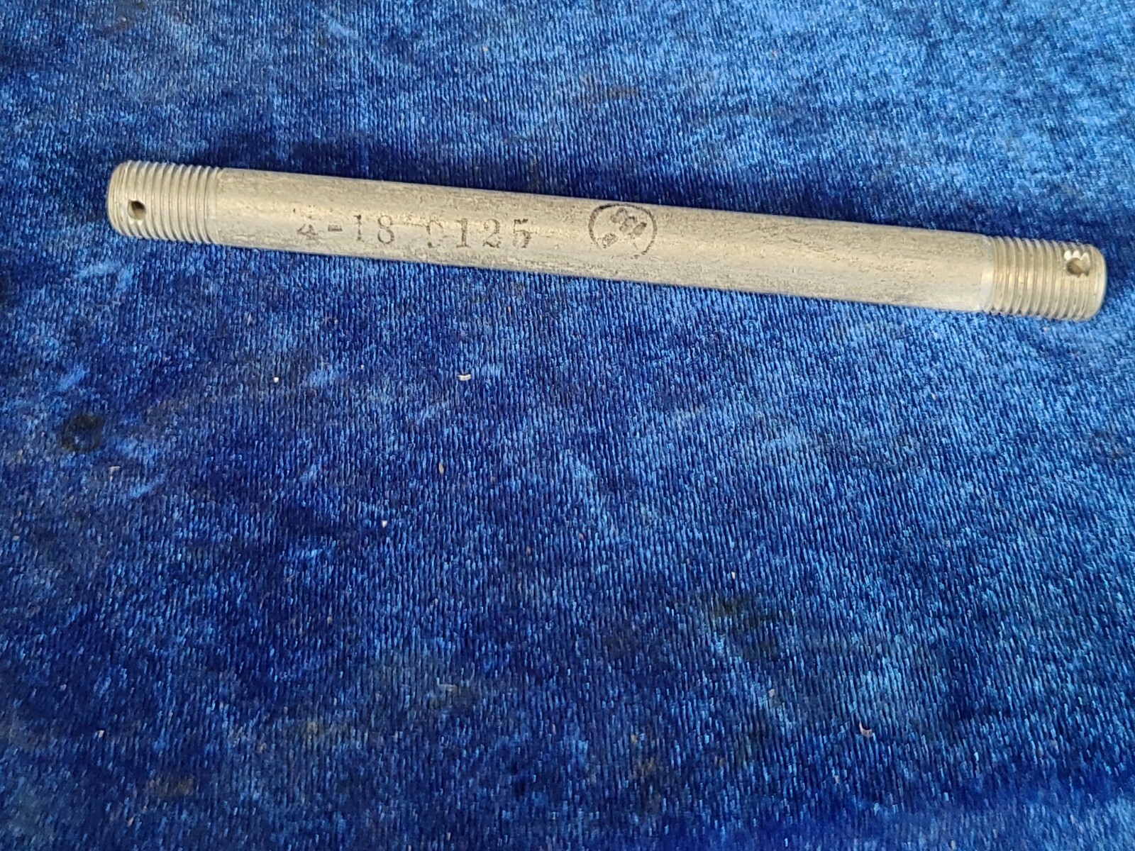 Beechcraft STUD - ENGINE MOUNT B-18