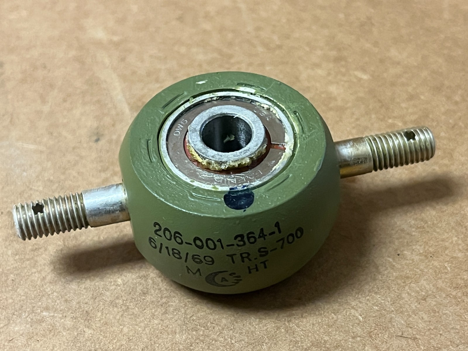 Bell Helicopter Trunnion Bearing Assembly P/N 206-001-364-1