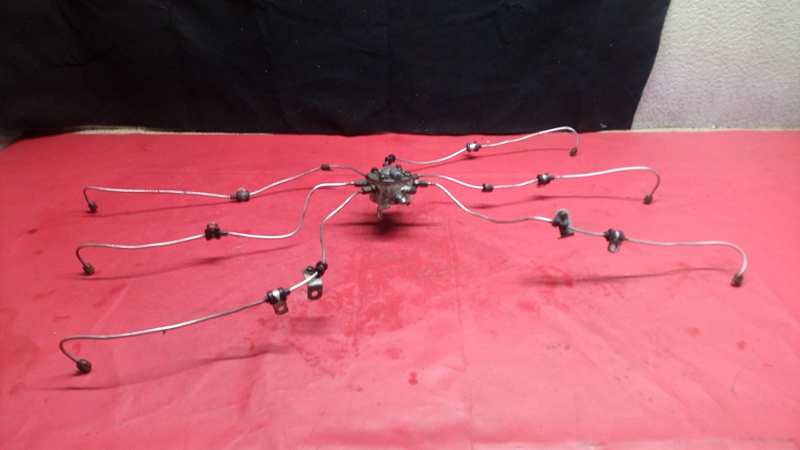 Bendix LYCOMING O-540/P/N 2524421-2 or 79007/MANIFOLD