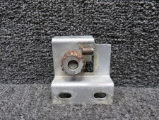 Cessna 0511262-2 172G Cabin Door Rotary