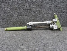 Cessna 0528010-5 T182T Flap Actuator Assembly